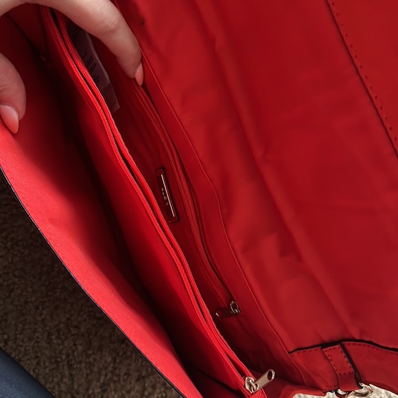 Matching set heels and clutch/ shoulder bag - Picture 6 of 6